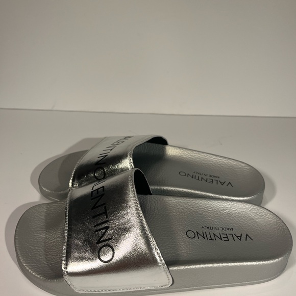 Original Valentino women's slippers bought at Macy's - Picture 4 of 6